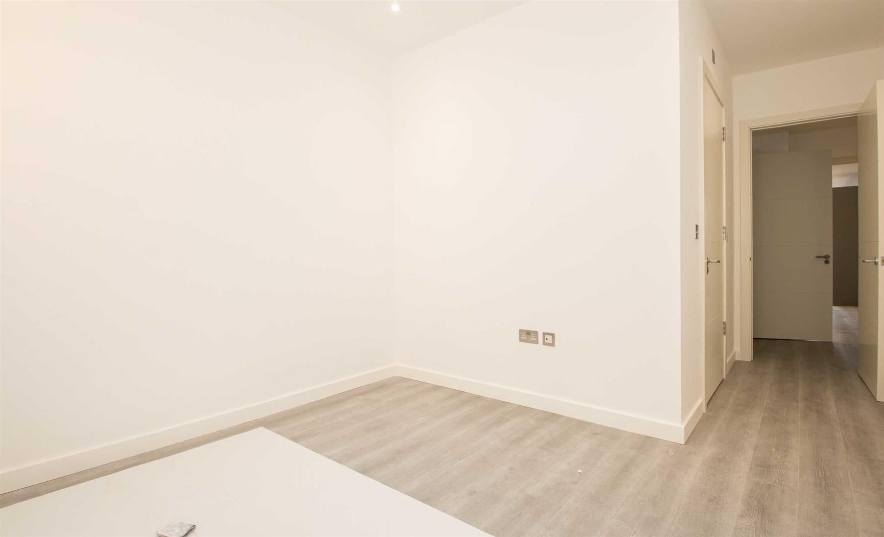 17 Capital Drive, Linford Wood, Milton Keynes